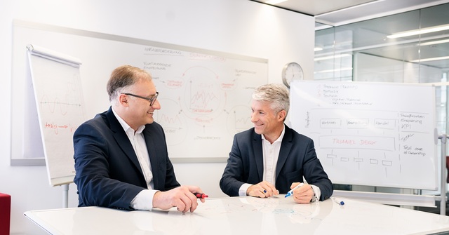 Sven Becker und Dr. Oliver Runte, Geschäftsführer der Trianel GmbH